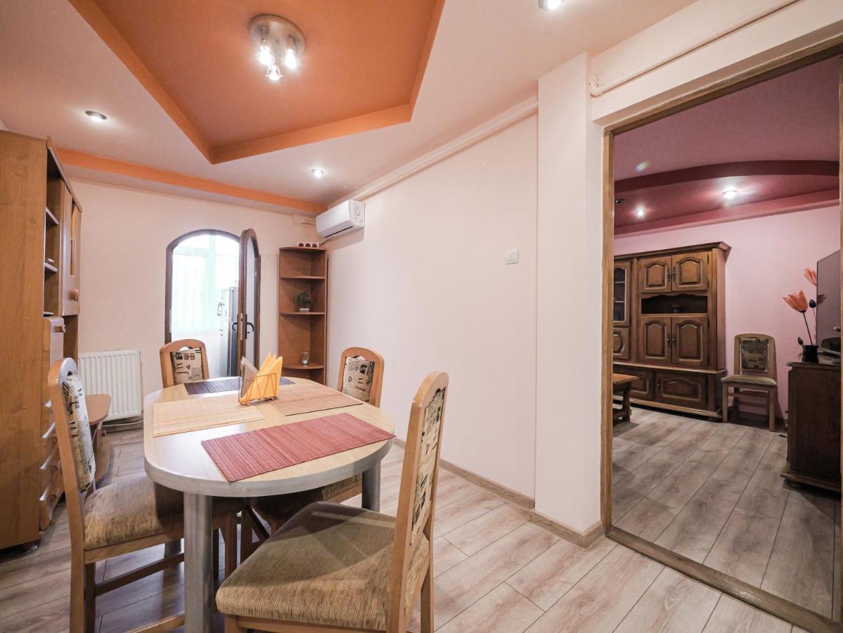 Luxury Ultracentral Curtea de Argeş المظهر الخارجي الصورة