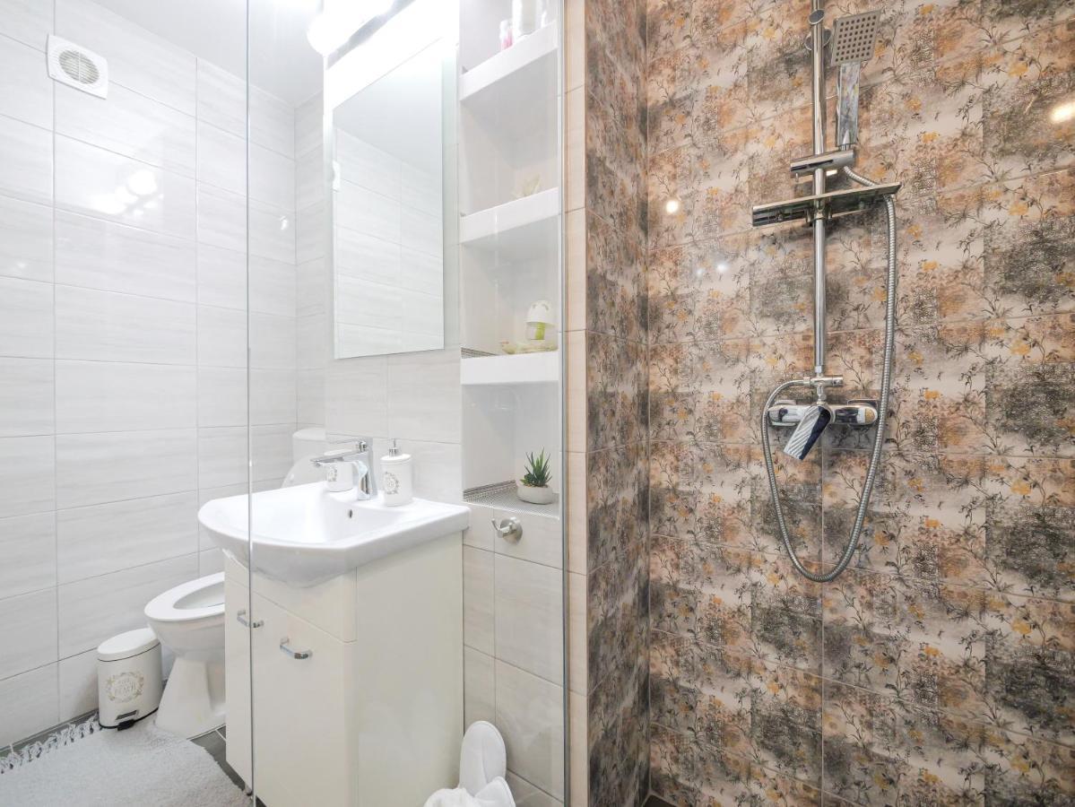 Luxury Ultracentral Curtea de Argeş المظهر الخارجي الصورة